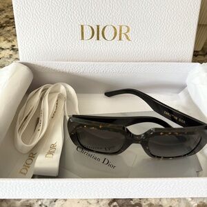 Wildior S3U 55MM Geometric Sunglasses